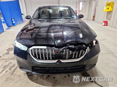 Piąte zdjęcie samochodu w środku: 2027 BMW 530 I VIN:WBA43FJ08VCY07511 - miniatura