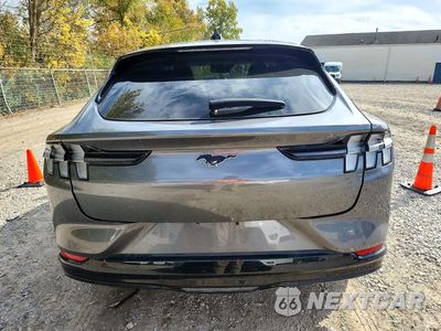 Zdjęcie 6 z 13 samochodu: 2023 FORD MUSTANG MACH-E PREMIUM VIN:3FMTK3SU2PMA65217 - miniatura