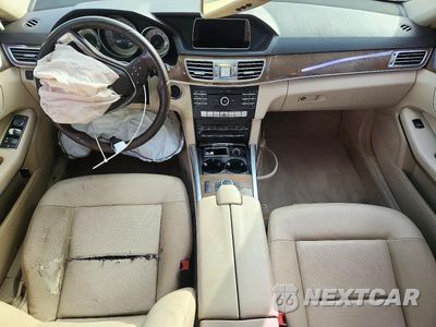 Zdjęcie 8 z 12 samochodu: 2016 MERCEDES-BENZ E 350 VIN:WDDHF5KB9GB266201 - miniatura