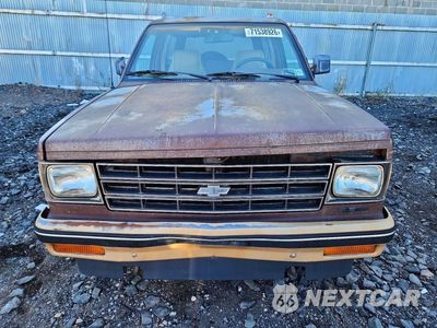 Piąte zdjęcie samochodu w środku: 1988 CHEVROLET BLAZER S10 VIN:1GNCT18Z9J0159654 - miniatura