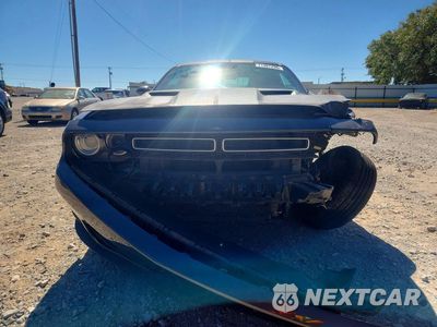 Piąte zdjęcie samochodu w środku: 2015 DODGE CHALLENGER SXT VIN:2C3CDZAG6FH810985 - miniatura