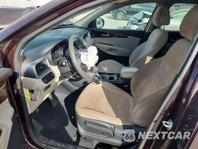 Zdjęcie 7 z 14 samochodu: 2016 KIA SORENTO LX V6 VIN:5XYPG4A52GG017270 - miniatura