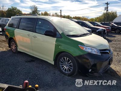 Czwarte zdjęcie samochodu z boku: 2020 TOYOTA SIENNA XLE 8-PASSENGER VIN:5TDYZ3DC3LS039990 - miniatura