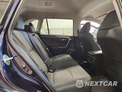 Zdjęcie 11 z 13 samochodu: 2021 TOYOTA RAV4 XLE VIN:2T3P1RFV7MW210938 - miniatura