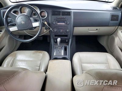 Zdjęcie 8 z 13 samochodu: 2005 DODGE MAGNUM SXT VIN:2D4FV48V35H529581 - miniatura