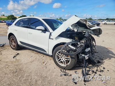Czwarte zdjęcie samochodu z boku: 2020 PORSCHE MACAN VIN:WP1AA2A51LLB04358 - miniatura