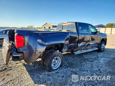 Trzecie zdjęcie samochodu z tyłu: 2016 CHEVROLET SILVERADO K3500 LTZ VIN:1GC4K0E8XGF154362 - miniatura