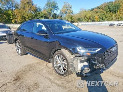 Czwarte zdjęcie samochodu z boku: 2021 AUDI Q8 PREMIUM VIN:WA1AVAF15MD000953 - miniatura