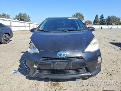 Piąte zdjęcie samochodu w środku: 2013 TOYOTA PRIUS C TWO VIN:JTDKDTB30D1548022 - miniatura