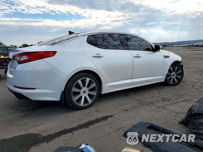 Trzecie zdjęcie samochodu z tyłu: 2012 KIA OPTIMA SX VIN:5XXGR4A62CG087028 - miniatura