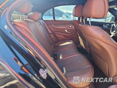 Zdjęcie 10 z 13 samochodu: 2017 MERCEDES-BENZ E 300 4MATIC VIN:WDDZF4KB4HA175150 - miniatura