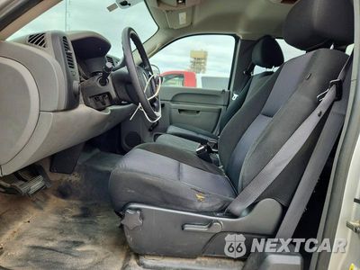 Zdjęcie 7 z 12 samochodu: 2010 GMC SIERRA C1500 VIN:1GTSCTEX5AZ115827 - miniatura