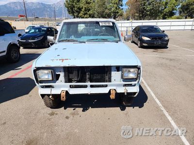 Piąte zdjęcie samochodu w środku: 1985 FORD RANGER VIN:1FTCR11S4FUC86445 - miniatura