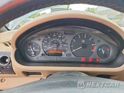 Zdjęcie 9 z 12 samochodu: 1998 BMW Z3 1.9 VIN:4USCH7333WLD16985 - miniatura