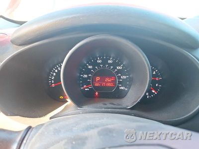 Zdjęcie 9 z 12 samochodu: 2016 KIA SOUL + VIN:KNDJP3A58G7863416 - miniatura