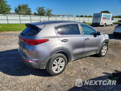 Trzecie zdjęcie samochodu z tyłu: 2018 KIA SPORTAGE LX VIN:KNDPMCAC2J7403273 - miniatura