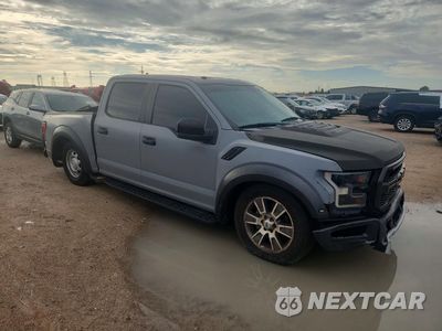 Czwarte zdjęcie samochodu z boku: 2018 FORD F150 SUPERCREW VIN:1FTEW1EP9JKF01085 - miniatura
