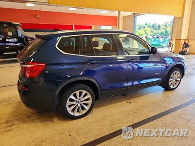 Trzecie zdjęcie samochodu z tyłu: 2011 BMW X3 XDRIVE28I VIN:5UXWX5C59BL705020 - miniatura