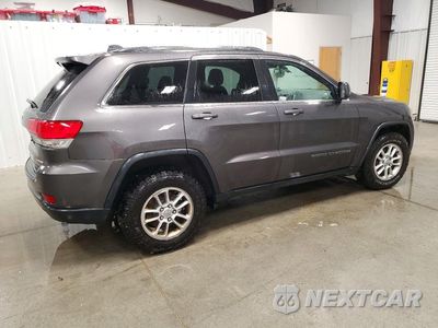 Trzecie zdjęcie samochodu z tyłu: 2018 JEEP GRAND CHEROKEE LAREDO VIN:1C4RJFAGXJC506454 - miniatura