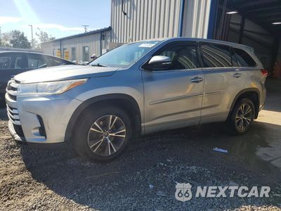 2017 TOYOTA HIGHLANDER LE 5TDBZRFH6HS460434 - główne zdjęcie licytacji z USA - miniatura