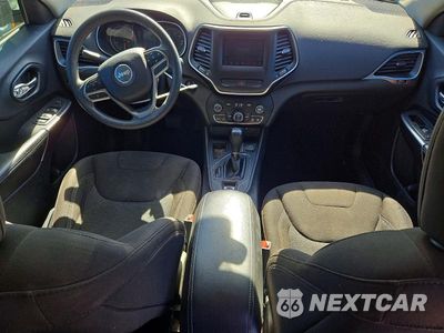 Zdjęcie 8 z 13 samochodu: 2019 JEEP CHEROKEE LATITUDE VIN:1C4PJLCB6KD145887 - miniatura