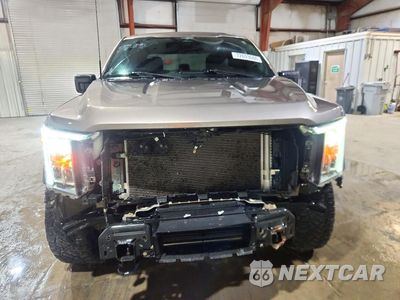 Piąte zdjęcie samochodu w środku: 2023 FORD F150 SUPERCREW VIN:1FTFW1E86PFA91828 - miniatura