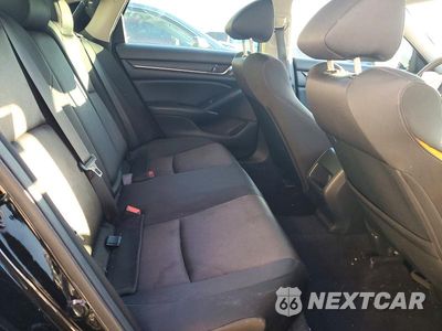 Zdjęcie 10 z 13 samochodu: 2018 HONDA ACCORD LX VIN:1HGCV1F10JA120141 - miniatura