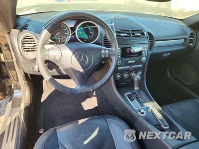 Zdjęcie 8 z 13 samochodu: 2007 MERCEDES-BENZ SLK 280 VIN:WDBWK54F47F139795 - miniatura