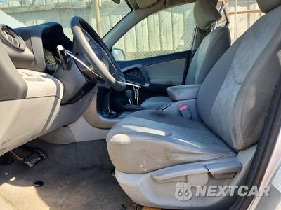 Zdjęcie 7 z 13 samochodu: 2010 TOYOTA RAV4 BASE VIN:JTMKF4DV7A5018732 - miniatura