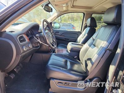 Zdjęcie 7 z 13 samochodu: 2008 CHEVROLET SUBURBAN K1500 LS VIN:3GNFK16368G136160 - miniatura