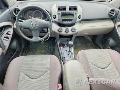 Zdjęcie 8 z 14 samochodu: 2008 TOYOTA RAV4 BASE VIN:JTMBD33V086074498 - miniatura