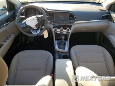 Zdjęcie 8 z 12 samochodu: 2019 HYUNDAI ELANTRA SE VIN:5NPD74LF5KH442718 - miniatura