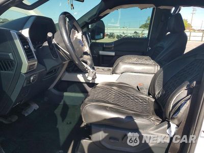 Zdjęcie 7 z 12 samochodu: 2022 FORD F350 SUPER DUTY VIN:1FT8W3BT3NEF50913 - miniatura