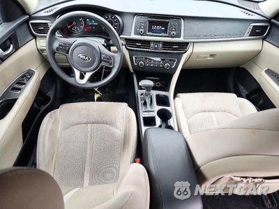 Zdjęcie 8 z 12 samochodu: 2016 KIA OPTIMA LX VIN:5XXGT4L35GG072145 - miniatura
