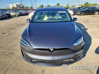 Piąte zdjęcie samochodu w środku: 2023 TESLA MODEL X VIN:7SAXCBE62PF372503 - miniatura