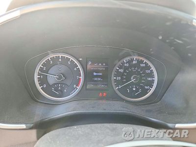 Zdjęcie 9 z 14 samochodu: 2019 HYUNDAI SANTA FE SE VIN:5NMS23AD2KH091801 - miniatura