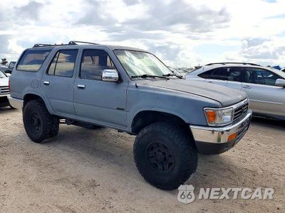Czwarte zdjęcie samochodu z boku: 1995 TOYOTA 4RUNNER SR5 V6 VIN:JT3VN39W4S8087510 - miniatura