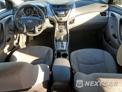 Zdjęcie 8 z 12 samochodu: 2013 HYUNDAI ELANTRA GLS VIN:5NPDH4AE4DH185559 - miniatura
