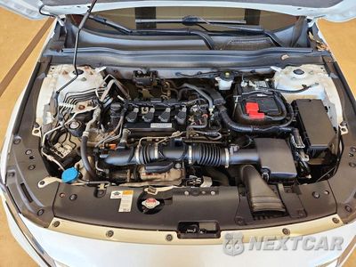 Zdjęcie 11 z 12 samochodu: 2019 HONDA ACCORD LX VIN:1HGCV1F17KA155874 - miniatura