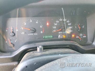 Zdjęcie 9 z 13 samochodu: 2005 JEEP WRANGLER X VIN:1J4FA39S35P375371 - miniatura