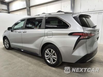 Drugie zdjęcie samochodu z przodu: 2024 TOYOTA SIENNA PLATINUM 7-PASSENGER VIN:5TDESKFC3RS117952 - miniatura
