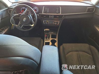 Zdjęcie 8 z 12 samochodu: 2017 KIA OPTIMA LX VIN:5XXGT4L39HG176798 - miniatura