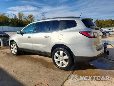 Drugie zdjęcie samochodu z przodu: 2017 CHEVROLET TRAVERSE LT VIN:1GNKRGKD2HJ322174 - miniatura