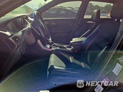 Zdjęcie 7 z 12 samochodu: 2016 HONDA ACCORD SPORT VIN:1HGCR2F58GA205847 - miniatura