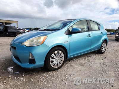 2014 TOYOTA PRIUS C ONE JTDKDTB32E1060708 - główne zdjęcie licytacji z USA - miniatura