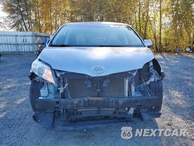 Piąte zdjęcie samochodu w środku: 2012 TOYOTA SIENNA XLE 7-PASSENGER VIN:5TDDK3DC8CS049031 - miniatura