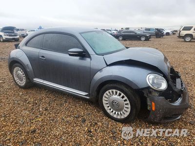 Czwarte zdjęcie samochodu z boku: 2014 VOLKSWAGEN BEETLE VIN:3VWJP7AT6EM602310 - miniatura