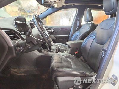 Zdjęcie 7 z 13 samochodu: 2019 JEEP CHEROKEE LIMITED VIN:1C4PJMDX0KD398462 - miniatura