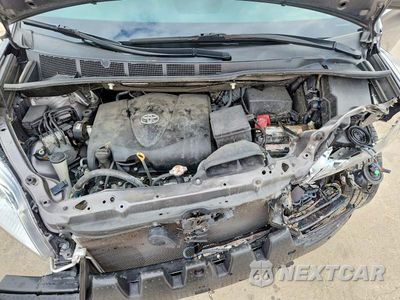 Zdjęcie 12 z 13 samochodu: 2017 TOYOTA SIENNA LE VIN:5TDKZ3DC2HS826541 - miniatura