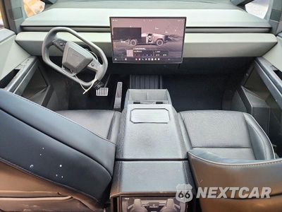 Zdjęcie 8 z 12 samochodu: 2024 TESLA CYBERTRUCK VIN:7G2CEHED5RA043797 - miniatura